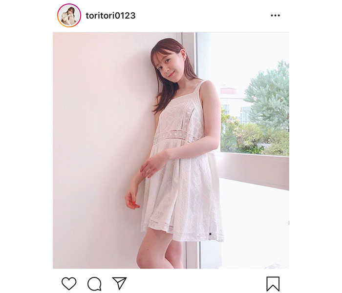 トリンドル玲奈の白ミニワンピが可愛いすぎると話題！「最高に似合っていますよ！」