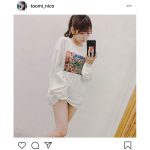 十味、オーバーサイズのTシャツからのぞく美脚！「グッときました」「最高に好き！！！」