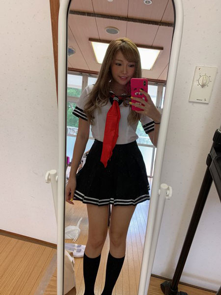 サイバージャパンダンサーズ・渡辺加和（かずへ〜）、セーラー服姿を大公開！久しぶりの学校に「全部が大きく見えてたのに」