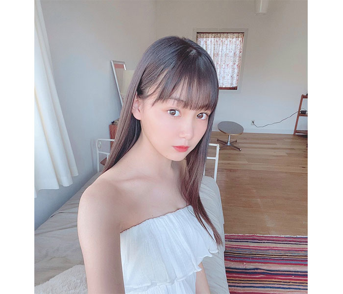 吉澤遥奈、美肌が眩しい『ミスマガジン2019』集大成写真集オフショットを披露