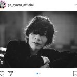 綾野剛が撮影！米津玄師の微笑みポートレートに「横顔が美し過ぎる」