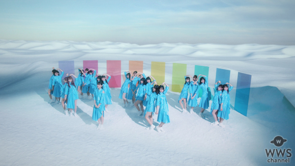 日向坂46、待望の1stアルバムリード曲『アザトカワイイ』MVが解禁！