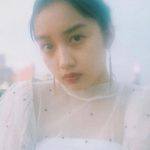 黒木ひかり、大人びたシースルーブラウス着用のポートレートに「エモい」「めっちゃすき」