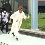 香取慎吾、爽快にローラースケートでCM撮影「本当はそんなにうまくないんですよ（笑）」
