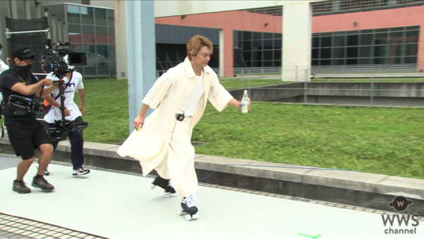 香取慎吾、爽快にローラースケートでCM撮影「本当はそんなにうまくないんですよ（笑）」