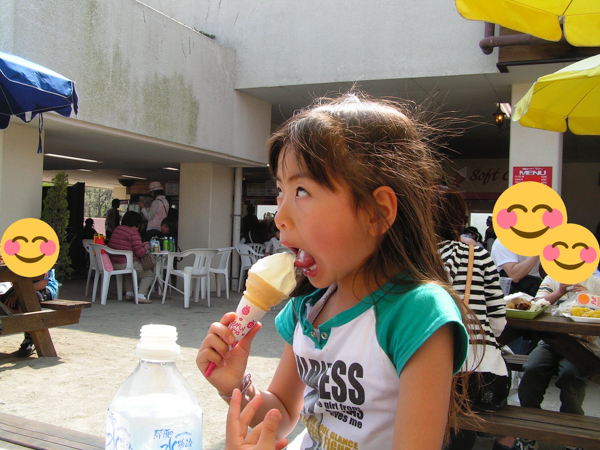 HKT48 松岡はな、アイスを食べながらの変顔にツッコミ！「スゴい写真」「もはや国宝級だね」