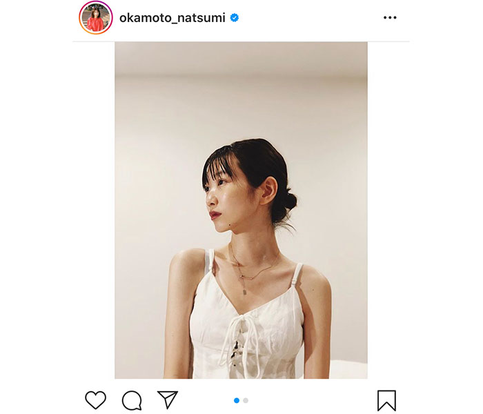 岡本夏美、鎖骨あらわの艶やかポートレートに反響！「美しすぎて眩しいです」