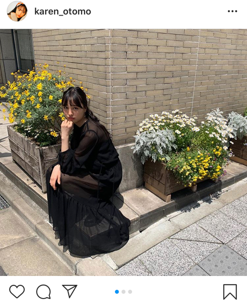 大友花恋、「よく見たら、透けている」シースルーの黒ワンピースコーデを公開