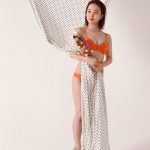 橘ひと美、ドット柄のビキニでモード系グラビアに挑戦！「セクシー」「おしゃれ！」
