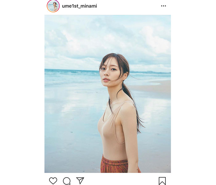 乃木坂46 梅澤美波、青い世界の神秘的な写真集表紙カットを公開「本当綺麗！」「ますます期待が膨らむ」