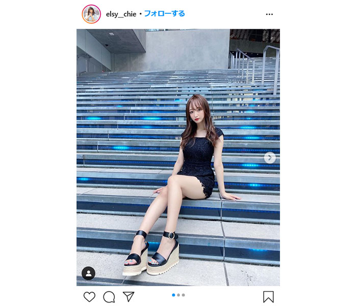 アイドルグループelsy・愛森ちえが美脚あらわな私服姿を披露！「可愛い靴にミニスカ姿が似合ってる」