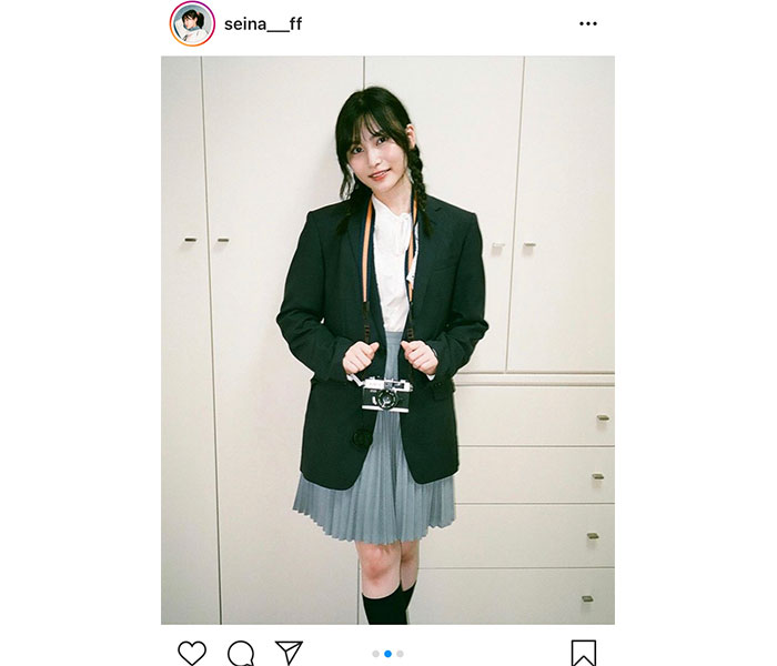 AKB48 福岡聖菜、フィルムが紡ぐ三つ編みの写真部員姿のノスタルジー「レトロでカワイイ」「雰囲気が出ててすごく良い」