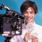 三代目JSB 岩田剛典、ゆりやんレトリィバァの“癖”にタジタジ。「コロロ」新CMで共演