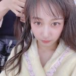 NMB48 川上千尋、気になるガウン姿でソログラビア掲載を告知！「すごく早く見て欲しい気持ち」