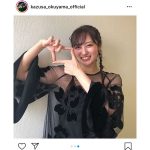 奥山かずさ、三つ編みに黒タンクトップのギャップある可愛さに釘付け！
