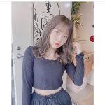佐藤ノア、ブラックコーデに浮かぶ透明素肌「黒似合う！！」「大人っぽくてすき」と反響も！