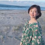 菅原りこ、愛犬との思い出の海で過ごす晩夏