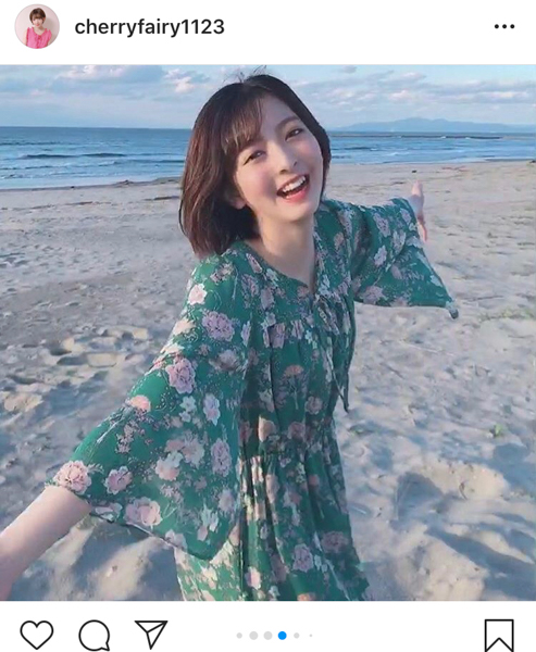 菅原りこ、愛犬との思い出の海で過ごす晩夏