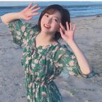菅原りこ、愛犬との思い出の海で過ごす晩夏