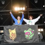 ビッケブランカ、大阪野外イベントでサプライズ登場の岡崎体育と令和最強の友情ソング「化かしHOUR NIGHT」をライブ初披露！