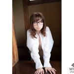 桃月なしこ、激レアメガネショットも披露の『週刊少年チャンピオン』アザーカットが公開！