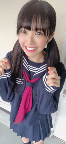 天羽希純の神々しい紺セーラー服ショットを公開！「こんな時代があったのかぁー」