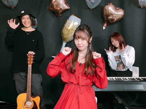 高柳明音、思い出の曲『愛の数』をソロ初歌唱！サプライズ尽くしのバースデー配信開催