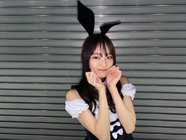 SKE48 石川花音、昇格後初のハロウィンコスプレは白黒バニーガール！「ドキドキが止まりません」