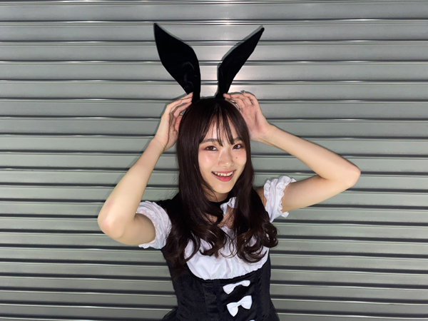 SKE48 石川花音、昇格後初のハロウィンコスプレは白黒バニーガール！「ドキドキが止まりません」