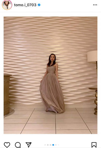 板野友美、「ベストフォーマルウェアアワード」授賞式でドレス姿披露