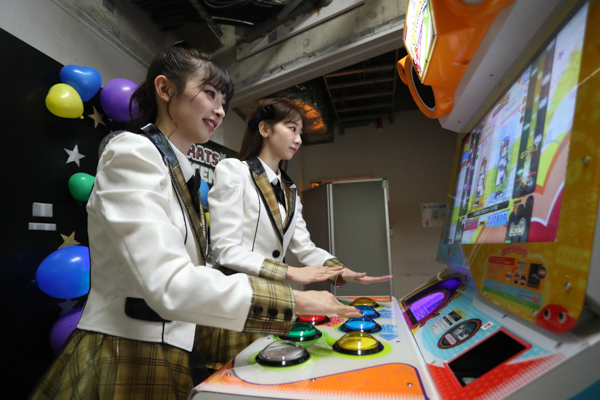 【ライブレポート】柏木由紀が参加する新ユニット「GRATS（グラッツ）」ライブもゲーム真剣勝負！