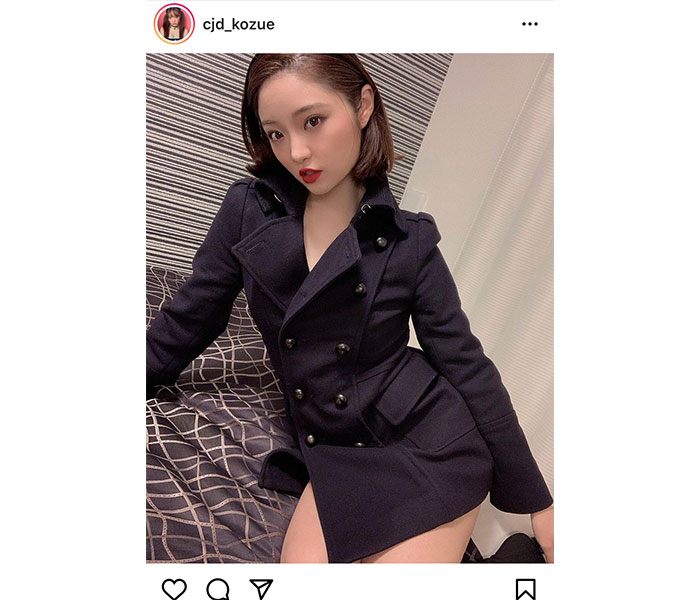 サイバージャパンダンサーズ・KOZUE、黒コートで魅了する大人コーデ披露！