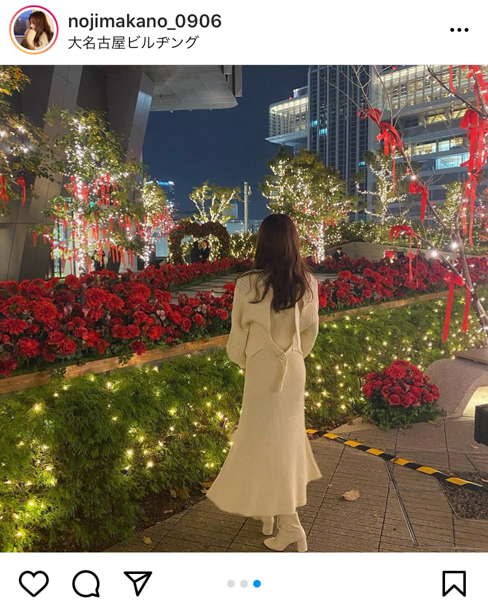 SKE48 野島樺乃、赤いバラとホワイトコーデで魅せるプライベートショット披露！「一緒に行きます？」