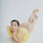 吉岡里帆、2nd写真集より美麗な横顔ショット公開！「目が覚めました」「朝から眼福です」