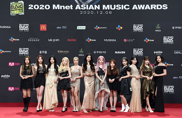 IZ*ONE(아이즈원)が2020 MAMAのレッドカーペットに登場！＜2020 Mnet ASIAN MUSIC AWARDS＞