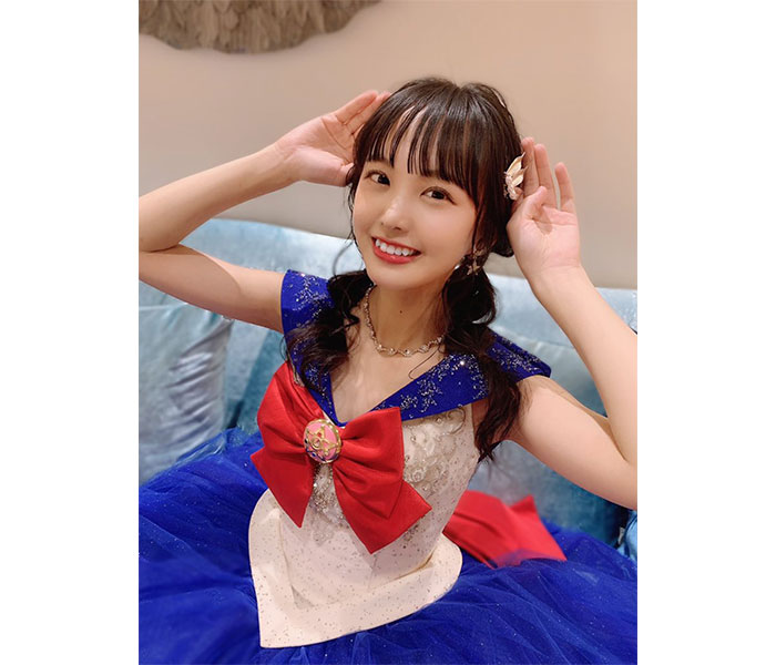 STU48 福田朱里、セーラームーンのウェディングドレス姿を披露「タキシード仮面様どこ〜」