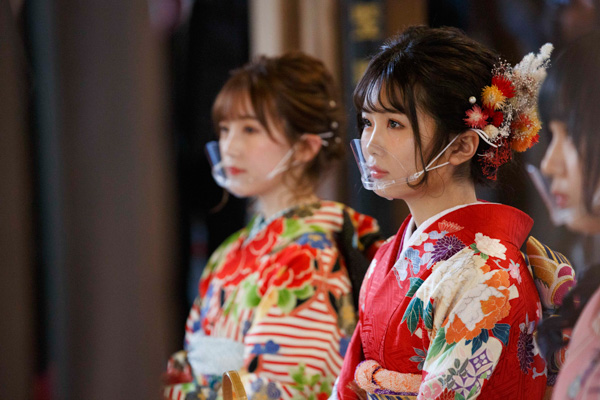 HKT48新成人、地元・櫛田神社にて成人式開催。秋吉優花「今年10周年を迎えるので感謝を伝える1年にしたい」