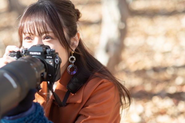 高柳明音、カメラ片手に本格的な野鳥撮影に初挑戦！「カメラ女子って恰好いい！」