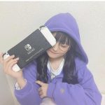 HKT48 石橋颯、パーカー女子のラフスタイルで「あつ森」プレイ！「いぶちゃん最高に可愛い」