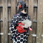 NMB48 梅山恋和、黒の振袖姿でお餅をパクり！