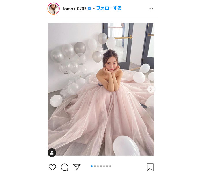 板野友美、幸せオーラ全開のウェディングドレス姿に「旦那さん羨ましいわー」「ともちんめっちゃ可愛い〜」と反響！