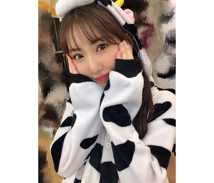 SKE48 熊崎晴香、年女メンバーと“牛”コスプレでリベンジのステージ！「モ～可愛すぎ～」