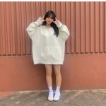豊田ルナ、美脚全開なパーカーコーデに反響ぞくぞく！