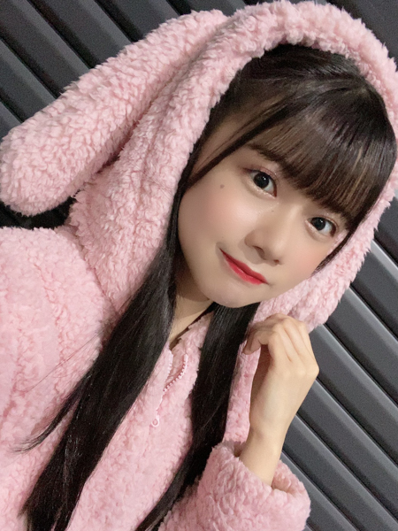 SKE48 田辺美月、うさぎ耳の秘蔵パーカーショットが可愛すぎる！