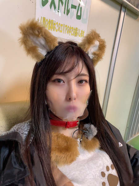 SKE48 谷真理佳がロケで犬のコスプレ披露！“お手”のポーズに「可愛さの限界超えた」