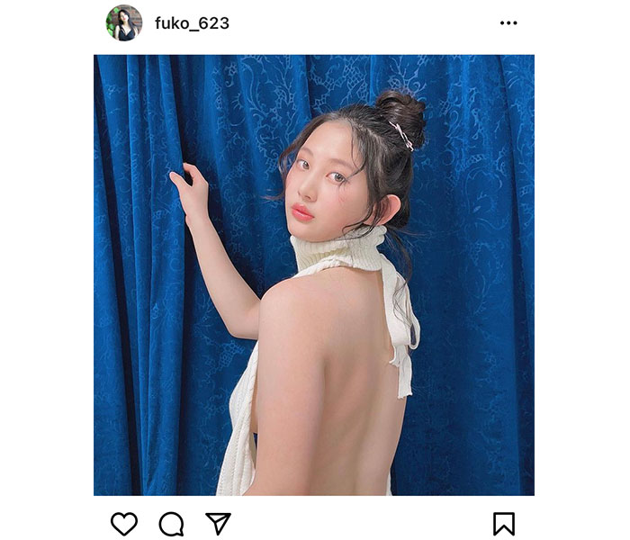 寺前風子「DKSを着てます」、現役女子大生が魅せる美背中バックショット！