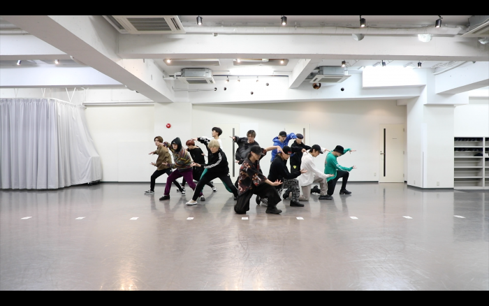 47人組ボーイズグループ・VOYZ BOY、新曲「GALAXY」のダンスプラクティス動画を公開