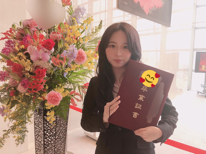 SKE48 深井ねがい、スーツ姿で高校卒業を報告「今すぐ美人秘書役のお仕事来そう！」