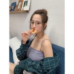 藤川らるむ、キャミソール姿で美肌チラ見せ