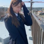 藤川らるむ、現役制服で魅せる圧倒的”美脚”ショットに歓喜の声「美少女が過ぎる…」